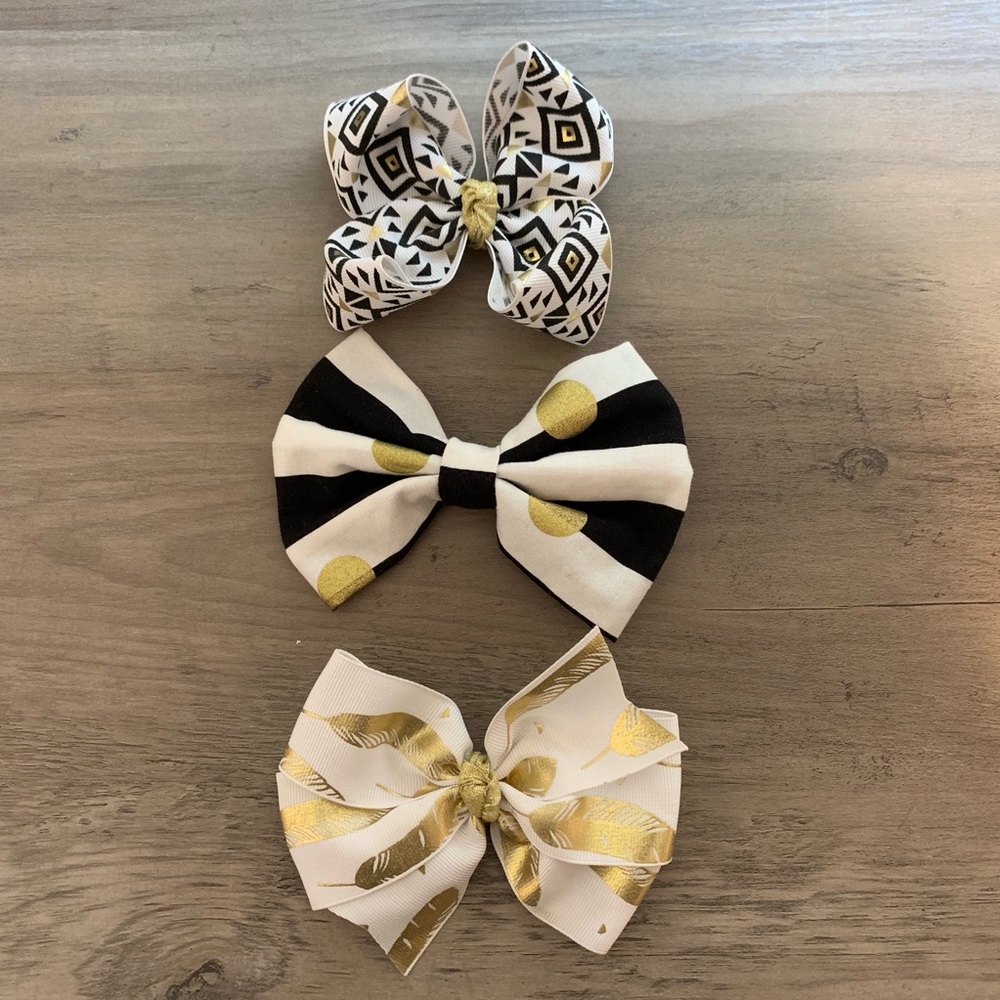 Black, white & Gold Hair bow set of 3, used